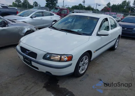 2002 Volvo S60 2.4T z USA, uszkodzony, nr VIN YV1RS58D722119218